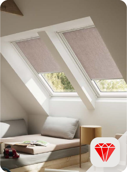 Stores sur fenêtre de toit VELUX